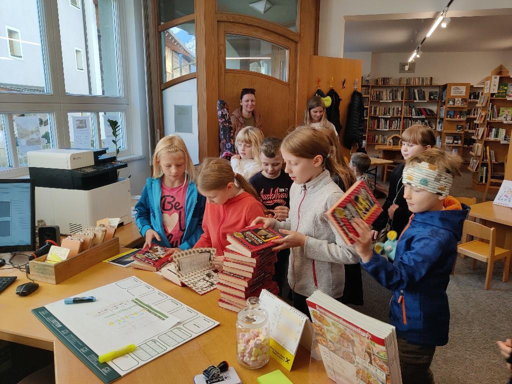 Lesepass Abschlussveranstaltung Bücherei Virgen