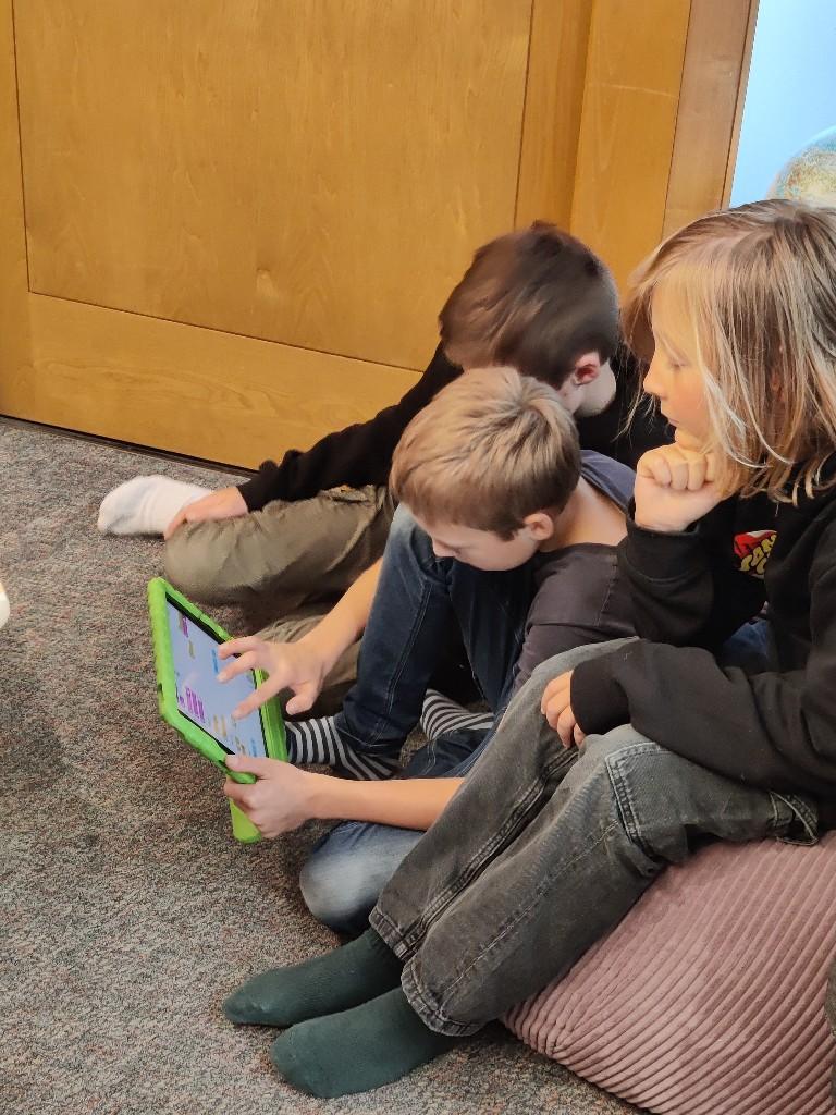 Lego-Seminar in der Bücherei Virgen