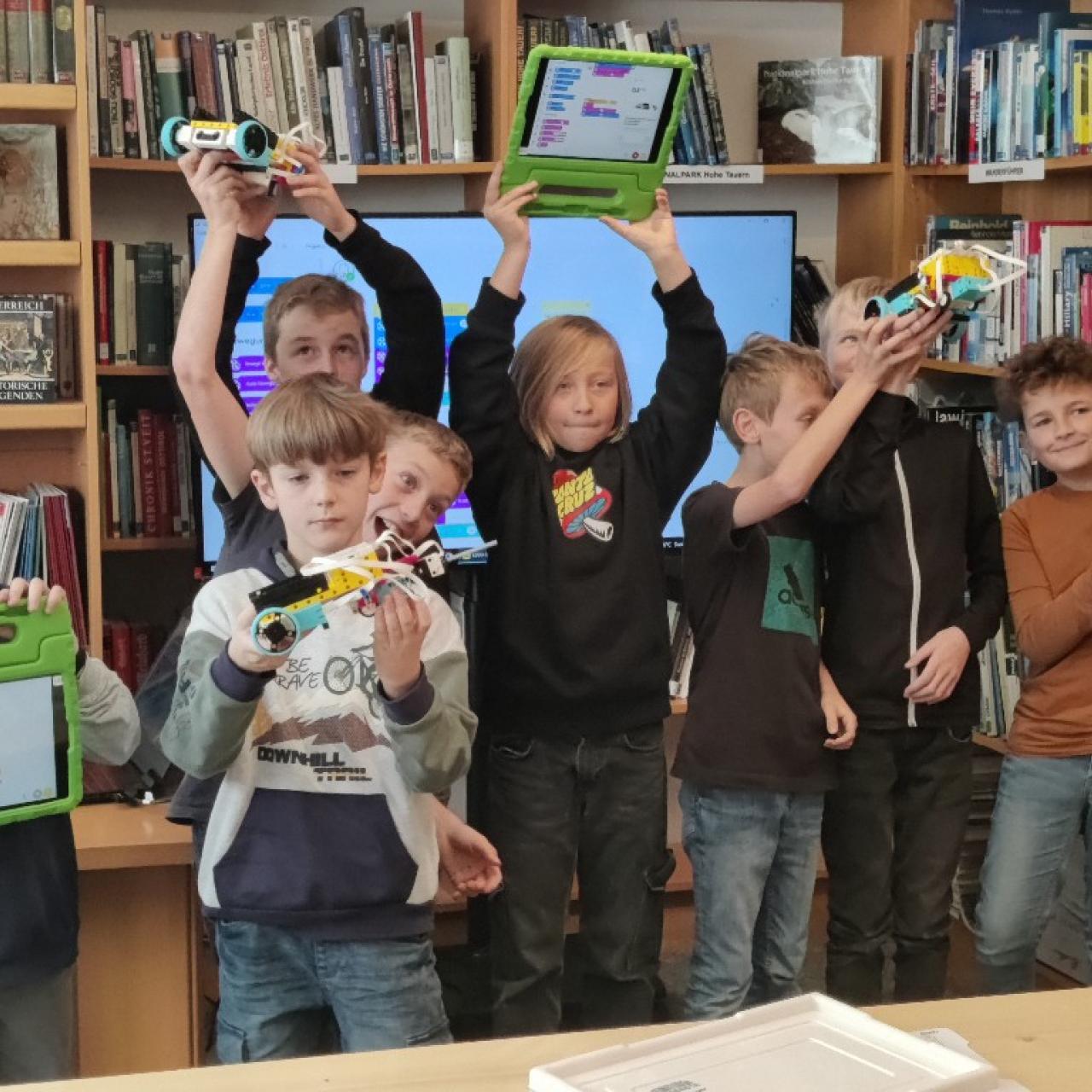 Lego-Seminar in der Bücherei Virgen